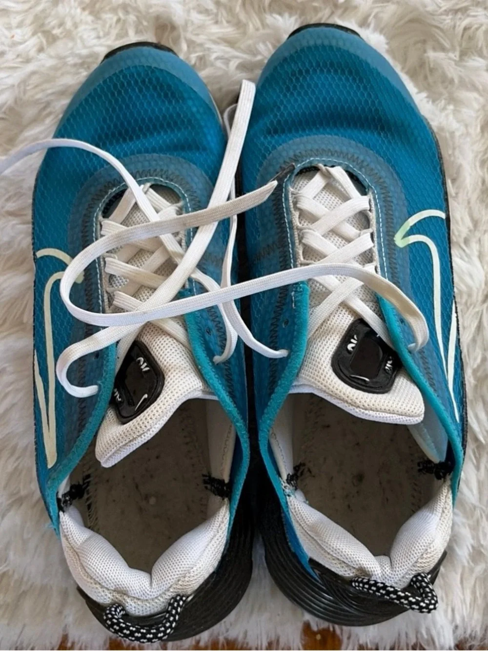 Nike Turquoise/Black/White Air Max Runner